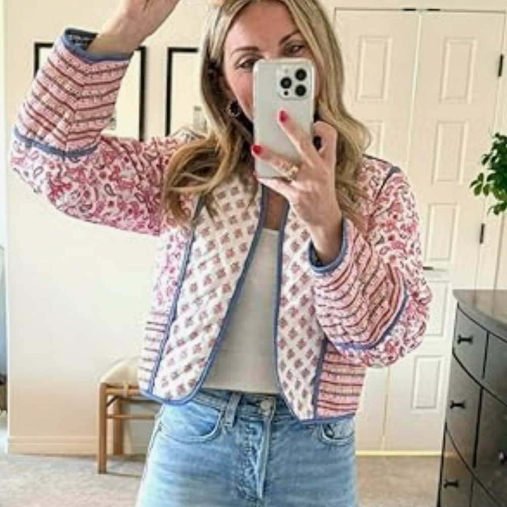 Women's Floral Reversible Quilted Printed Jacket in Pink Jazz Combo in various